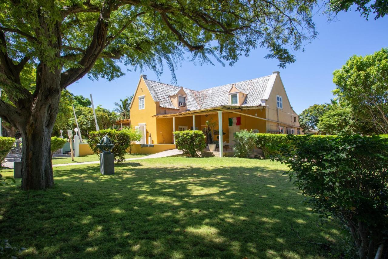 Blue Bay Bungalows - The Garden Sint Michiel Exterior photo